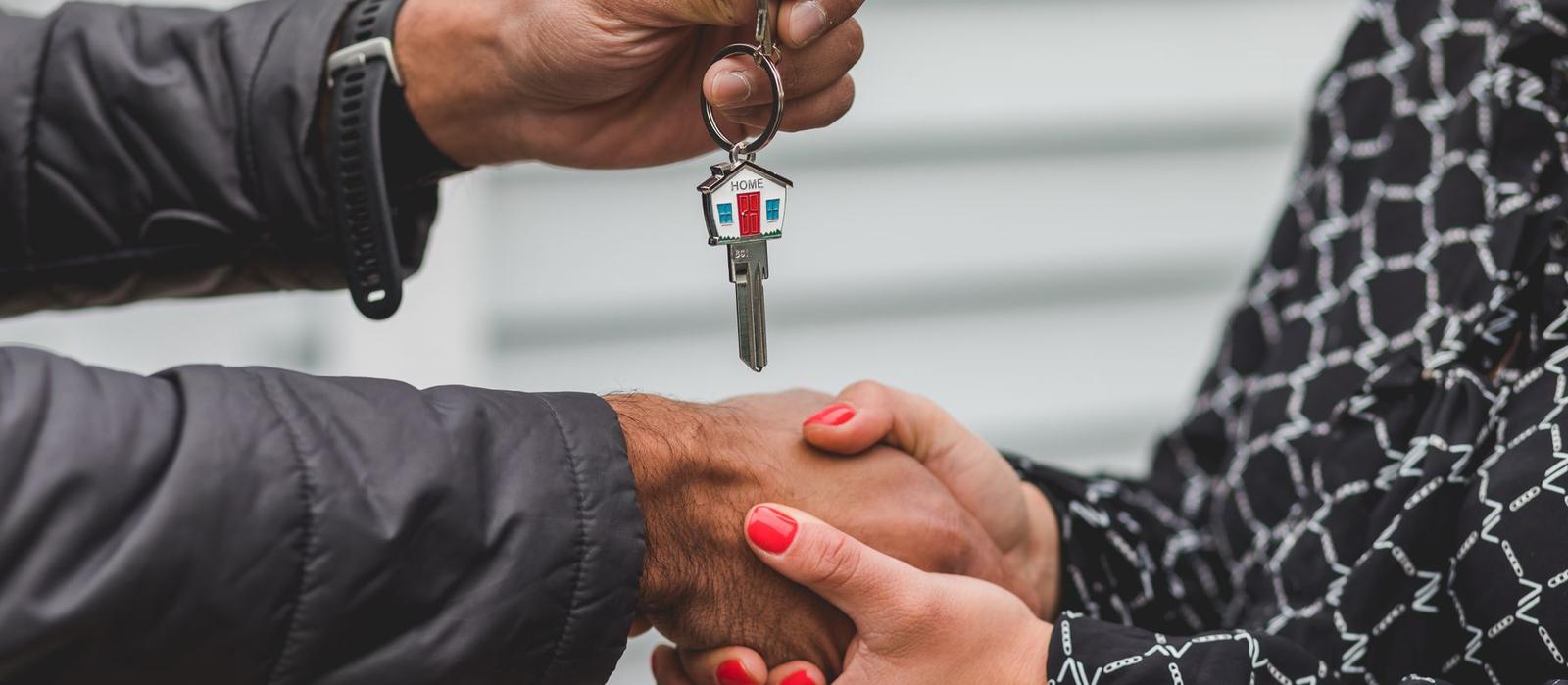 Keys being handed over at the start of a tenancy